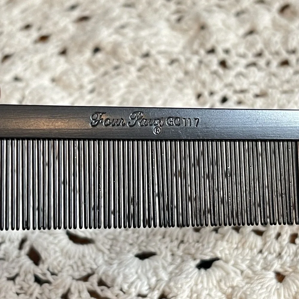 Vintage Four Paws GC 117 Flea Comb Steel Pet Grooming Wood Lacquer Handle Tool